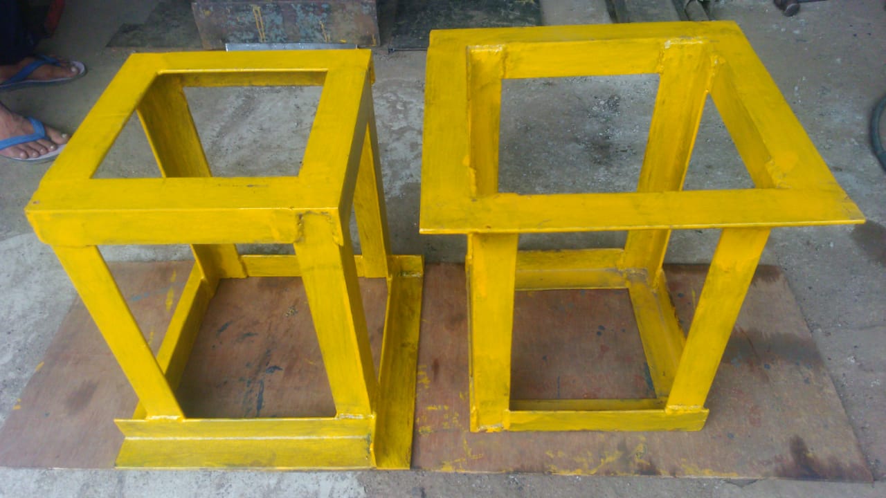 Tower crane foundation stool